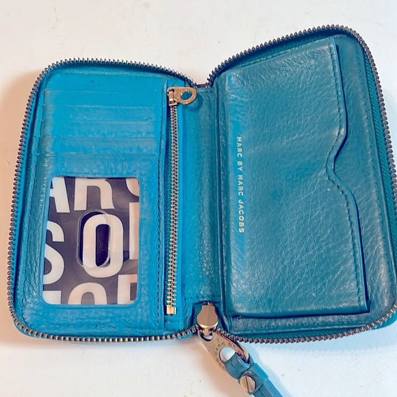 Marc Jacob Wristlet Wallet - Picture 6 of 6